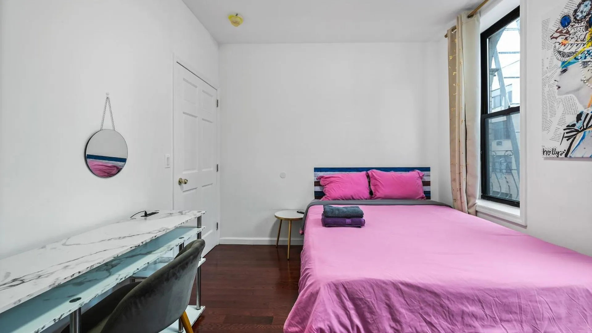 Monthly Lower East Side Two Bedroom New York Szálloda